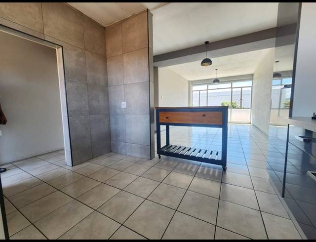 3 BEDROOM APARTMENT FOR SALE IN NEW REDRUTH